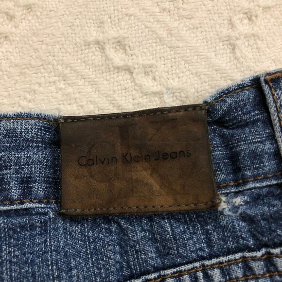 VTG Calvin Klein Jeans 12 Easy Fit Tapered Denim 100% Cotton Y2K 90s Minimalist - Picture 8 of 10